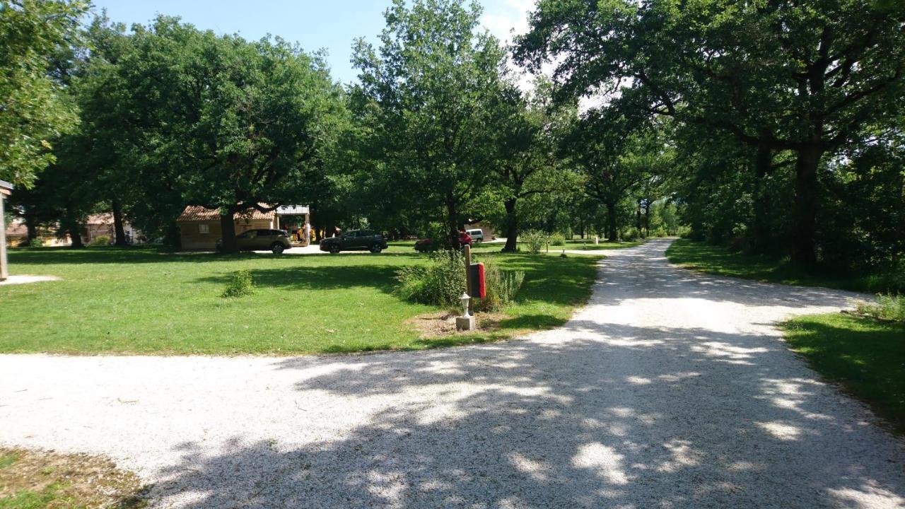 Готель Domaine De Miraval Belleserre Екстер'єр фото